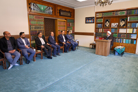 تصاویر | دیدار رئیس کل سازمان امور مالیاتی کشور با نماینده ولی فقیه در آذربایجان شرقی