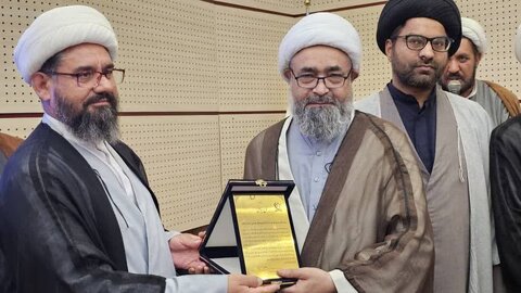 دفتر قائد ملت جعفریہ قم المقدسہ کی جانب سے اساتید درس خارج کے لئے تجلیلی نشست کا اہتمام