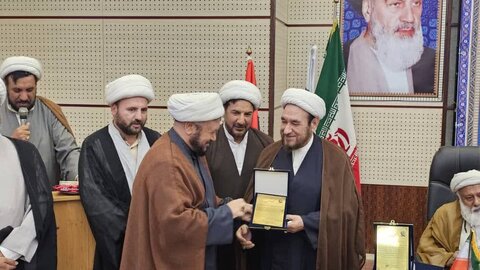 دفتر قائد ملت جعفریہ قم المقدسہ کی جانب سے اساتید درس خارج کے لئے تجلیلی نشست کا اہتمام