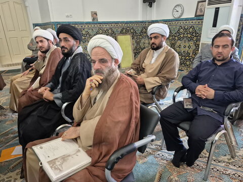 تصاویر/ برگزاری دوره جامع نگارش پایان‌نامه برای طلاب و اساتید مدارس علمیه  کاشان