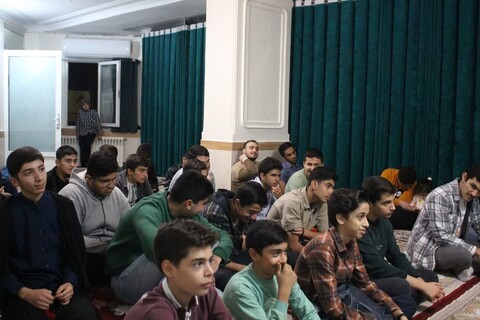 تصاویر/ هیئت هفتگی مدرسه علمیه صاحب الزمان(عج) مرند