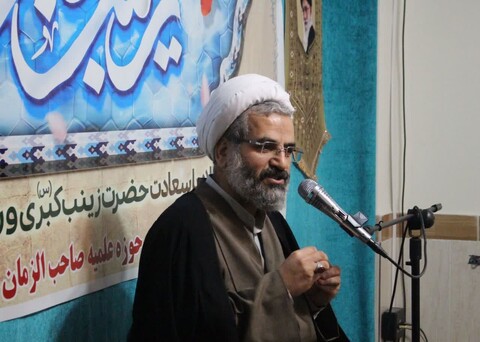 تصاویر/ هیئت هفتگی مدرسه علمیه صاحب الزمان(عج) مرند