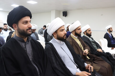 نشست جمعی از مبلغین و روحانیون اهواز با نماینده ولی فقیه در خوزستان