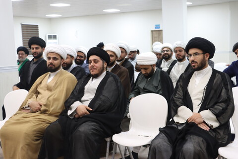 نشست جمعی از مبلغین و روحانیون اهواز با نماینده ولی فقیه در خوزستان
