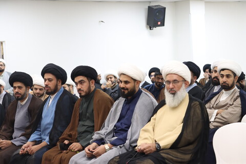 نشست جمعی از مبلغین و روحانیون اهواز با نماینده ولی فقیه در خوزستان