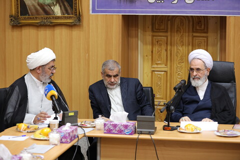 تصاویر/دیدار مدیران، معاونین و اساتید حوزه علمیه استان اردبیل با آیت الله اعرافی