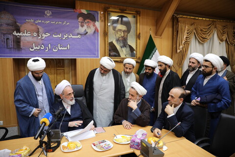 تصاویر/دیدار مدیران، معاونین و اساتید حوزه علمیه استان اردبیل با آیت الله اعرافی