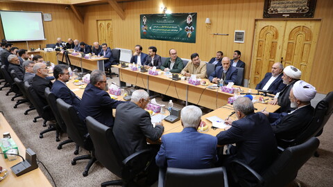 تصاویر/جلسه هسته مرکزی نیروهای انقلابی استان اردبیل با آیت الله اعرافی