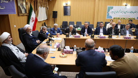 تصاویر/جلسه هسته مرکزی نیروهای انقلابی استان اردبیل با آیت الله اعرافی