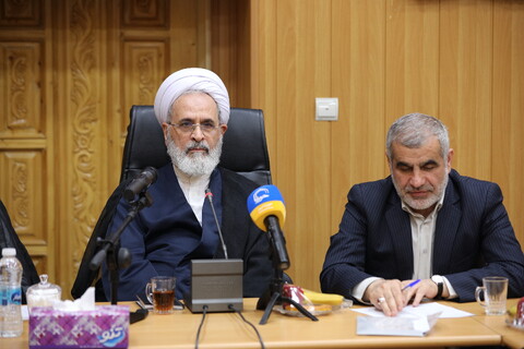 تصاویر/جلسه هسته مرکزی نیروهای انقلابی استان اردبیل با آیت الله اعرافی