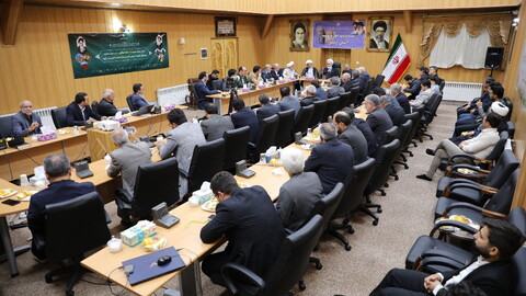 تصاویر/جلسه هسته مرکزی نیروهای انقلابی استان اردبیل با آیت الله اعرافی