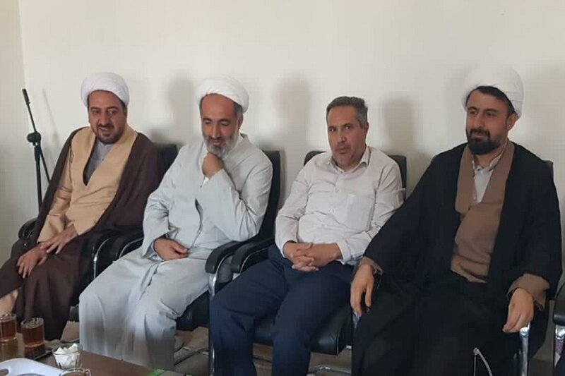 بازدید مسئول بسیج طلاب کرمانشاه از مدرسه علمیه نرجسیه سنقر و کلیایی+تصاویر