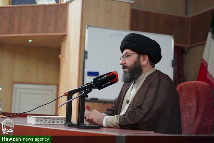 حل مشکلات کشور در گرو تصمیم‌گیری مسئولان بر اساس اندیشه قرآنی است