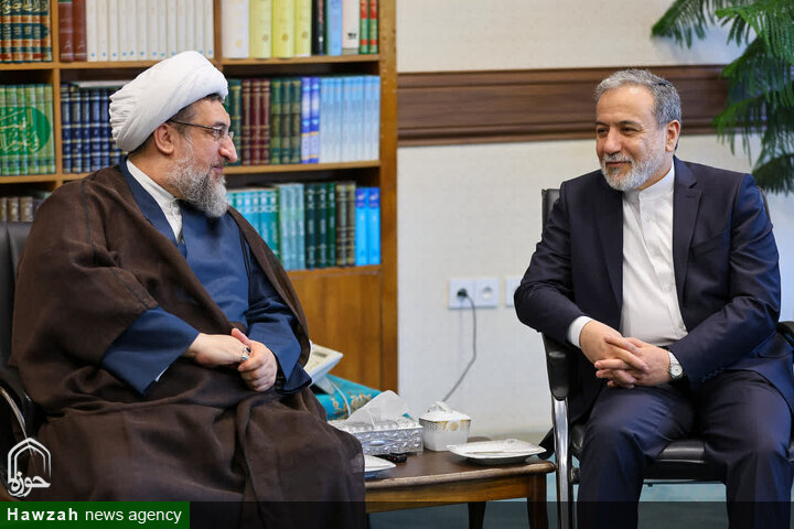 تأکید نماینده ولی فقیه آذربایجان شرقی بر نقش راهبردی رهبر انقلاب در سیاست خارجی