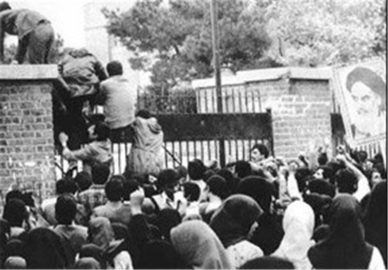 بازخوانی اسناد لانه جاسوسی، رسالت مهم حوزویان در جهاد تبیین است