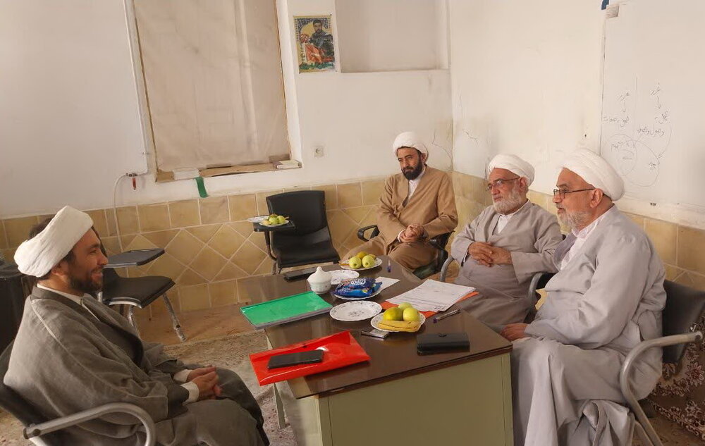 ۵۰ طلبه شرکت‌کننده در درس خارج مدارس علمیه کاشان ارزیابی شدند