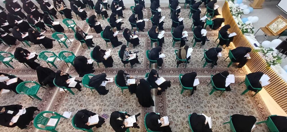 مرحله کشوری رقابت علمی طلاب حوزه های علمیه خواهران در مشهد برگزار شد+ تصاویر