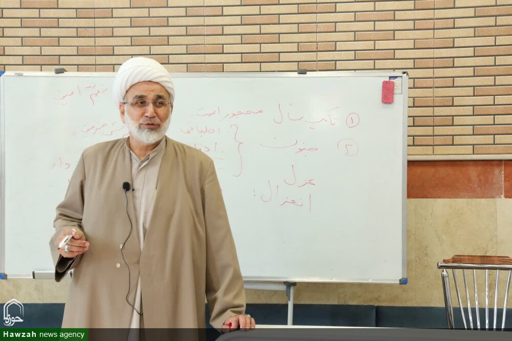 طلاب باید پاسخگوی مسائل حقوقی جامعه باشند