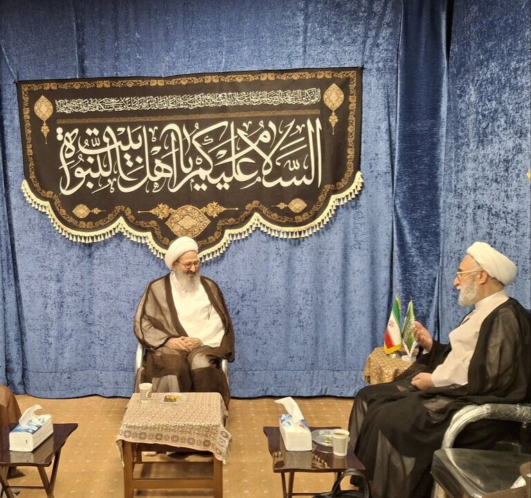 دادستان کشور با آیت الله فقیهی در قم دیدار و گفت‌وگو کرد