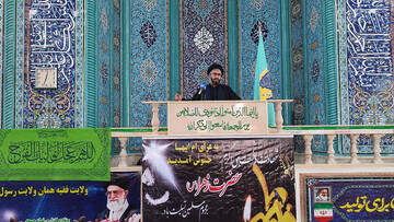 دشمن با تضعیف حجاب و عفاف، هویت زن مسلمان را نشانه گرفته است