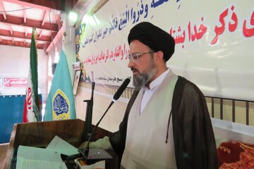 ملتی که شهدا را فراموش کند، عزت خود را از دست داده است