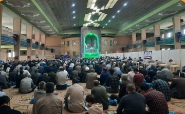 تصاویر/ اقامه نماز عبادی _سیاسی جمعه در خمین