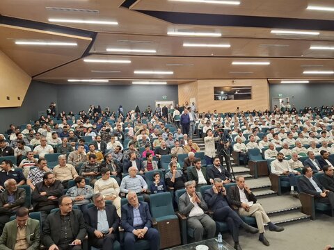 تصاویر/ اختتامیه رویداد رسانه‌ای ۸۸۸ در کاشان