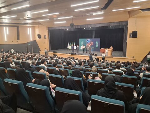 تصاویر/ اختتامیه رویداد رسانه‌ای ۸۸۸ در کاشان