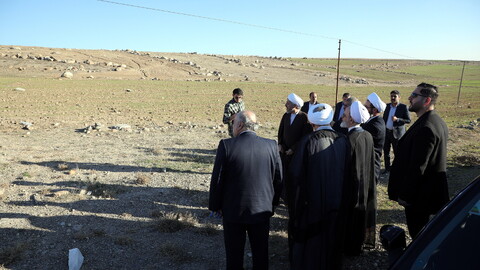 تصاویر/بازدید آیت الله اعرافی از زمین مفتاح سرین اردبیل