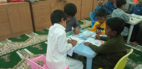 مهد آدینه نماز جمعه شهرستان دلگان با فضای شاد و آموزشی برای کودکان