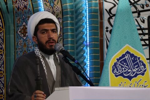 تصاویر/ اقامه نماز جمعه شهرستان تکاب