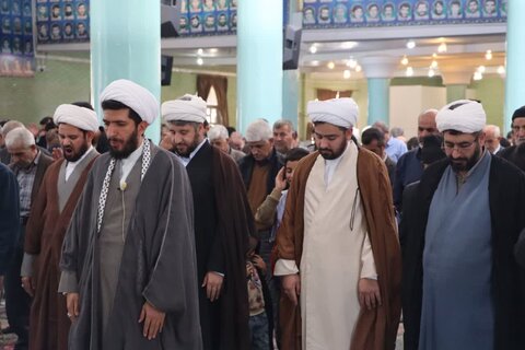 تصاویر/ اقامه نماز جمعه شهرستان تکاب