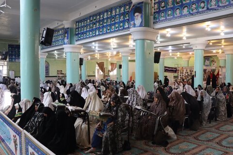 تصاویر/ اقامه نماز جمعه شهرستان تکاب