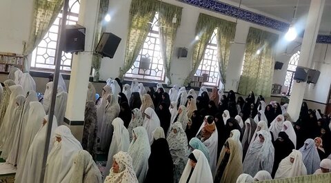 تصاویر/ اقامه نماز جمعه شهر بهرمان