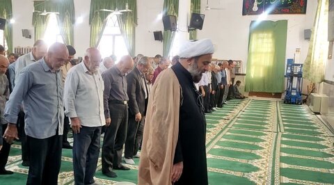 تصاویر/ اقامه نماز جمعه شهر بهرمان