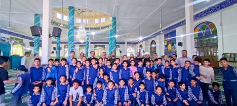 تصاویر/ اقامه نماز جمعه شهر بهرمان