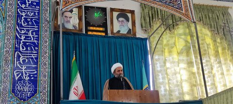 تصاویر/ اقامه نماز جمعه شهر بهرمان