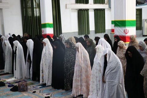 تصاویر/ اقامه نماز جمعه شهر قلعه‌گنج