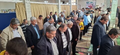 تصاویر/  اقامه نماز جمعه پلدشت