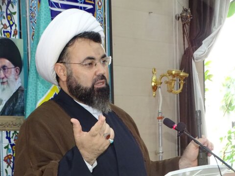 تصاویر/ اقامه نماز جمعه چهاربرج