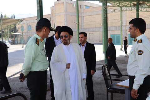 تصاویر/اقامه نماز جمعه خرم آباد