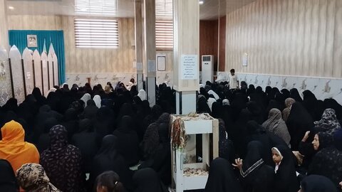 تصاویر/ اقامه نماز جمعه شهر منوجان