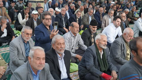 تصاویر/ اقامه نماز جمعه خوی