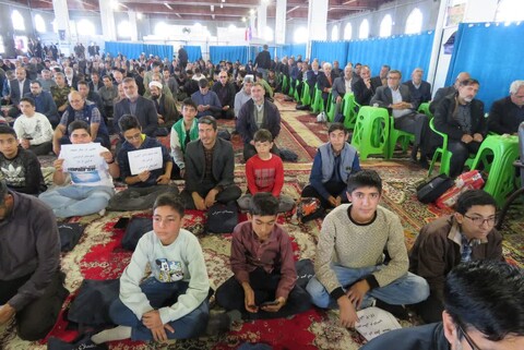 تصاویر/ اقامه نماز جمعه شهر سراب