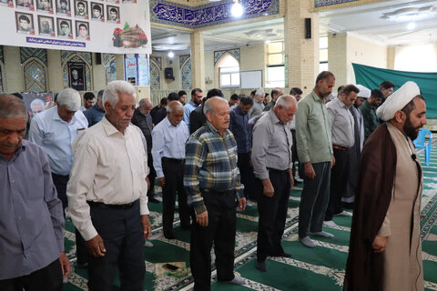 تصاویر/ اقامه نماز جمعه شهر زیدآباد