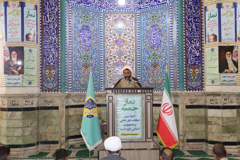 تصاویر/ اقامه نماز جمعه شهر زیدآباد