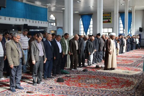 تصاویر/ اقامه نماز جمعه شهرستان شاهین دژ