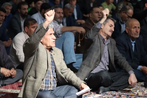 تصاویر/ اقامه نماز جمعه شهرستان شاهین دژ