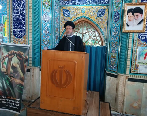 تصاویر/ اقامه نماز جمعه شهر میانه