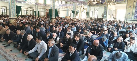 تصاویر/ اقامه نماز جمعه شهر میانه